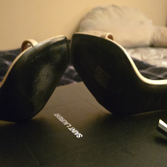 Saint Laurent Gold and Cream Heels - Picture 5 of 7